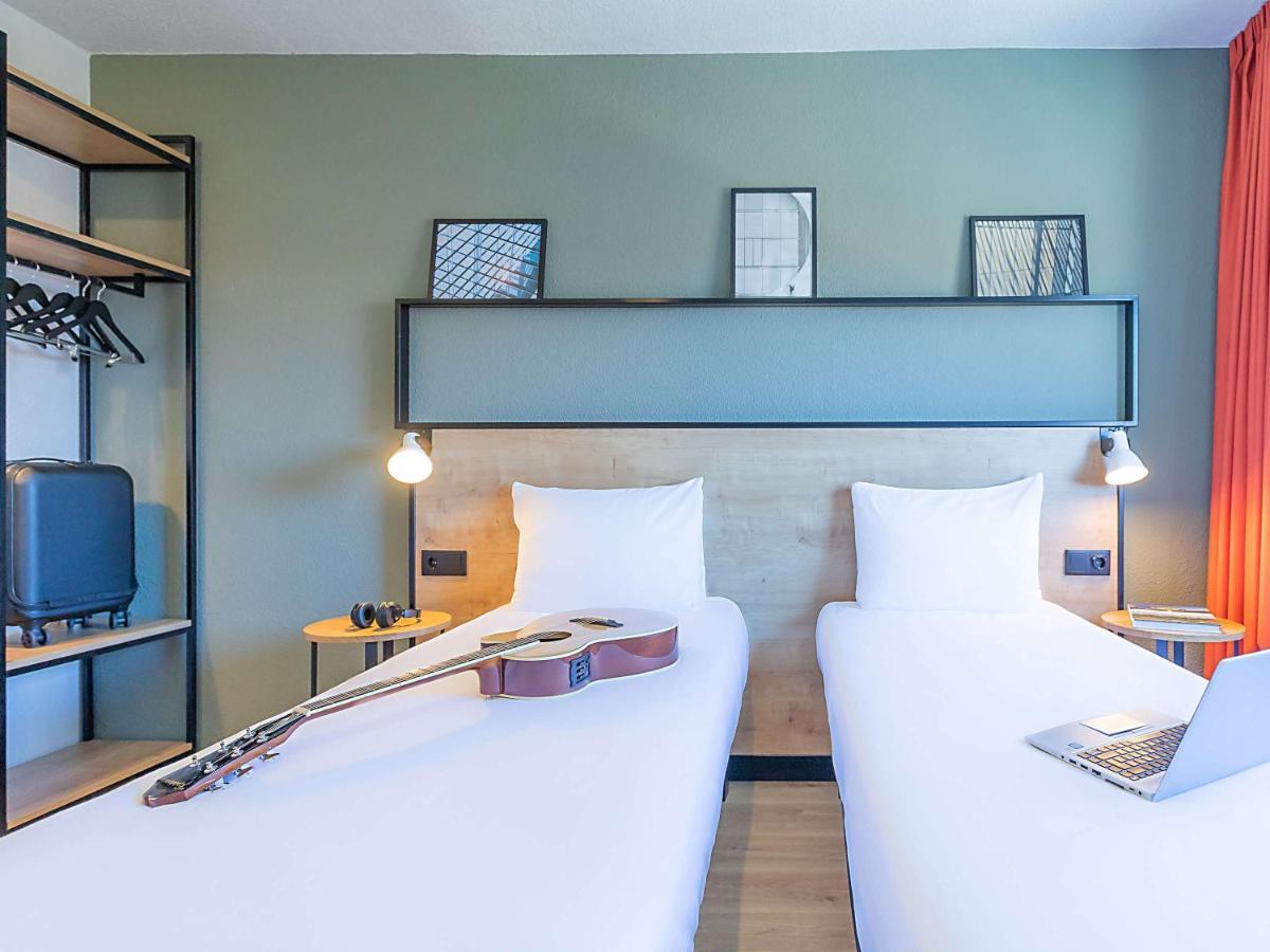 Hotel Ibis Braganca Exterior photo