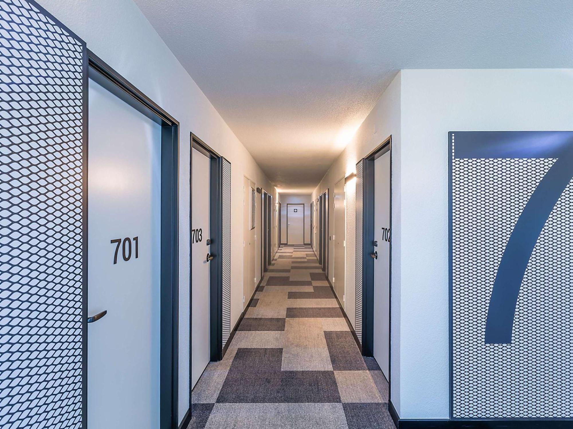 Hotel Ibis Braganca Exterior photo