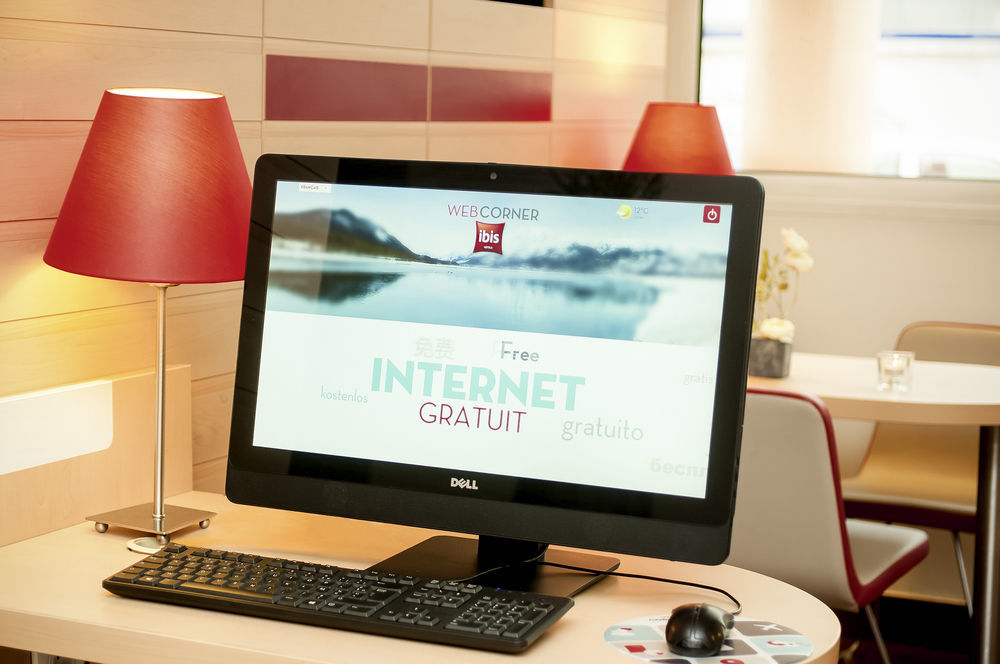 Hotel Ibis Braganca Exterior photo